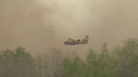 Lac du Bonnet wildfire forces out nearly 1,000 people during 'very dark day' in eastern Manitoba
