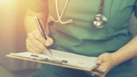 Sask. Health Authority should be able to assign where and when doctors work, says policy analyst