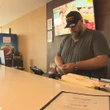 1 in 10 Manitoba wildfire evacuees waiting in shelters as some Winnipeg hotels say rooms sitting empty