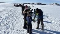 Yellowknife Grade 4 students get on the land experience net fishing, trapping in Dettah