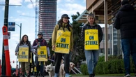 Striking B.C. public service workers announce tentative deal with government