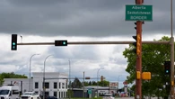 Alberta separatism referendum prompts support, worry in border city Lloydminster