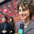 Fans go wild for Timothée Chalamet at Toronto mall
