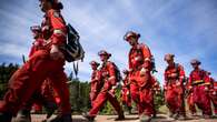 B.C. wildfire fighters in line to get earlier pensions as province, union aim to retain crew members