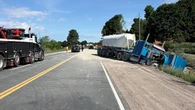 1 person injured, highway closed after 5-vehicle collision in Morriston