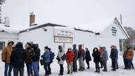 Hundreds of Ontarians line up in the freezing cold, 'desperate' for a chance at a family doctor