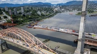 Metro Vancouver's stal̕əw̓asəm Bridge closed for final paving until Monday