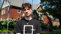 Hampstead, Que., resident challenges Israeli flag in front of town hall