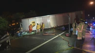 Lane closed on Highway 403 near Main Street in Hamilton after tractor-trailer crash