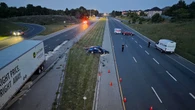 Woman, 24, dead in 3-vehicle crash on Linc