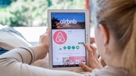 Over 100 rule-breaking Airbnb listings remain active in Vancouver, councillor says