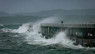 Power outages likely as 'bomb cyclone' forms off B.C. coast, meteorologist says