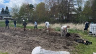 Fredericton farm sees growing interest as residents look to save money on food