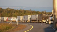 This trucking association is calling City of Thunder Bay 's designated route a major 'trade barrier'