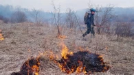 Setting fires at Riding Mountain National Park to save endangered grasslands