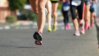 Unseasonably warm weather triggers health warning ahead of BMO Vancouver Marathon