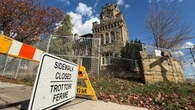 Moncton wants owner to fix heritage building at risk of collapse