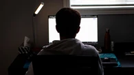 Expert worries about screen time, supervision as some B.C. students try hybrid learning this fall