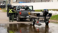 Ottawa River flooding forcing some Gatineau residents from homes