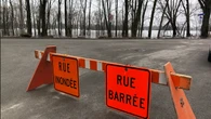 Bridge closes in Saint-Jérôme, Que., as municipalities prepare for possible floods