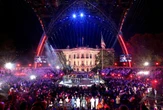 Planowali atak dronami podczas gali UFC. FBI zatrzymało kolejne osoby