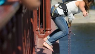 Zapomnieli przypiąć linę. Śmiertelny finał skoku na bungee