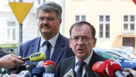 Nie było „zamachu stanu”. Prokuratura umarza dwa wątki