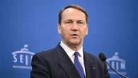 Sikorski o decyzji Zełenskiego. „Oczekujemy, że Ukraina naprawi ten błąd”
