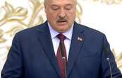 Лукашенко на інавгурації склав присягу з плямами на піджаку