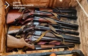 Окупанти на ТОТ вилучають в українців зброю і передають своїй армії - ЦНС