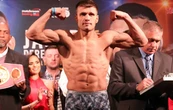 Процедура зважування Дерев’янченка і Рамоса перед боєм: обидва у своїй вазі