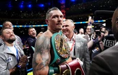Усик не залишився байдужим і подякував глядачам за підтримку