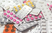 Вчені навчилися створювати парацетамол із пластикових пляшок