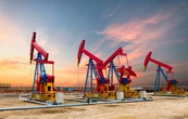 МЕА прогнозує рекордний профіцит нафти