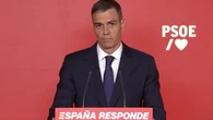 Sánchez promete "dar la cara" mientras caen Ábalos y Cerdán