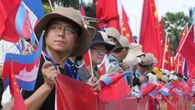 Le président chinois Xi Jinping conclut sa tournée en Asie du sud-Est par une visite au au Combodge
