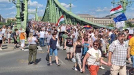 Des milliers de personnes ont défilé en silence à Budapest pour protester contre le "projet de loi sur la transparence"