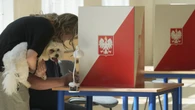 Denuncias de fraude electoral empañan la ajustada victoria de Nawrocki