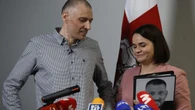 Exclusif: l'opposant belarus Tsikhanouski "a oublié comment parler après cinq ans en isolement"