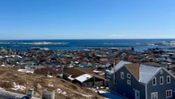 Pourquoi l'archipel français de Saint-Pierre-et-Miquelon fait la une de l'actualité mondiale ?