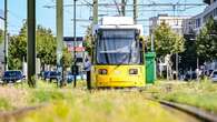 Straßenbahnunfall in Marzahn – Feuerwehr vor Ort