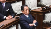 Japan: Polit-Ikone attackiert Ministerin – riesiges Problem