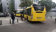 Bus fährt Poller in Charlottenburg um