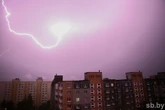 В МЧС напомнили о факторах опасности в связи с грозами