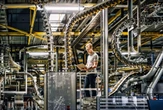 PMI composto da UE sobe a 48,1 em fevereiro, graças à indústria
