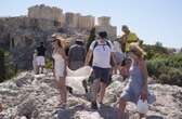 Decepciona a turistas cierre de la Acrópolis por ola de calor   