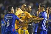 Cruz Azul arrebata el liderato tras imponerse a Tigres 1-0    