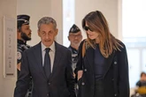Condenan a 5 años de cárcel al ex presidente francés Nicolas Sarkozy   