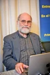 Somos una emisora multicultural que da voz a quienes no la tienen en EU   