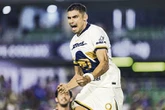 Exige afición de Chivas “poner huevos” en el clásico nacional   